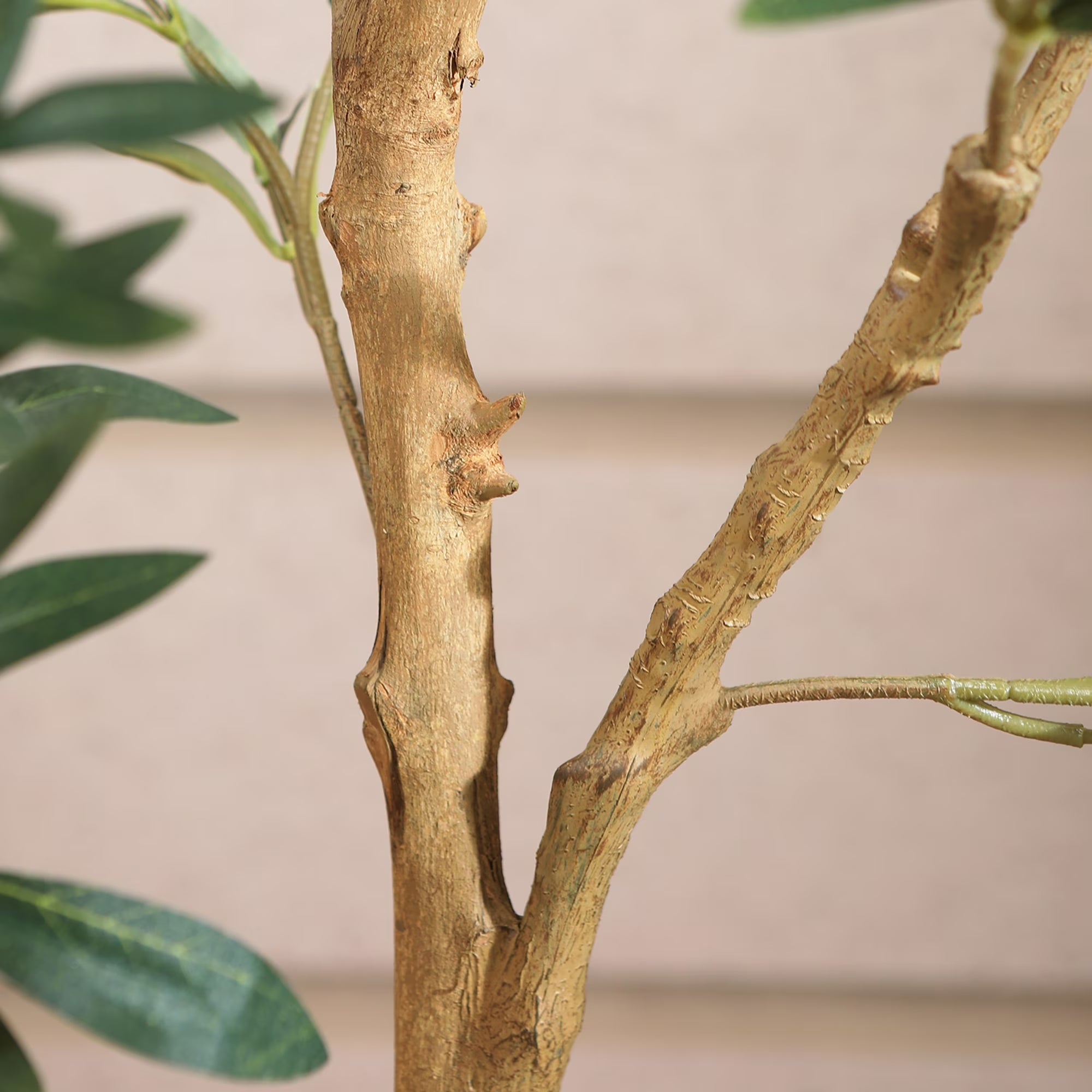 6Ft Artificial Olive Tree Indoor, Tall Faux Olive Tree, Artificial Plants with Natural Wood Trunk and Lifelike Fruits for Home Office Decor